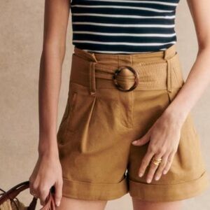 Sezane Rome Shorts in Caramel